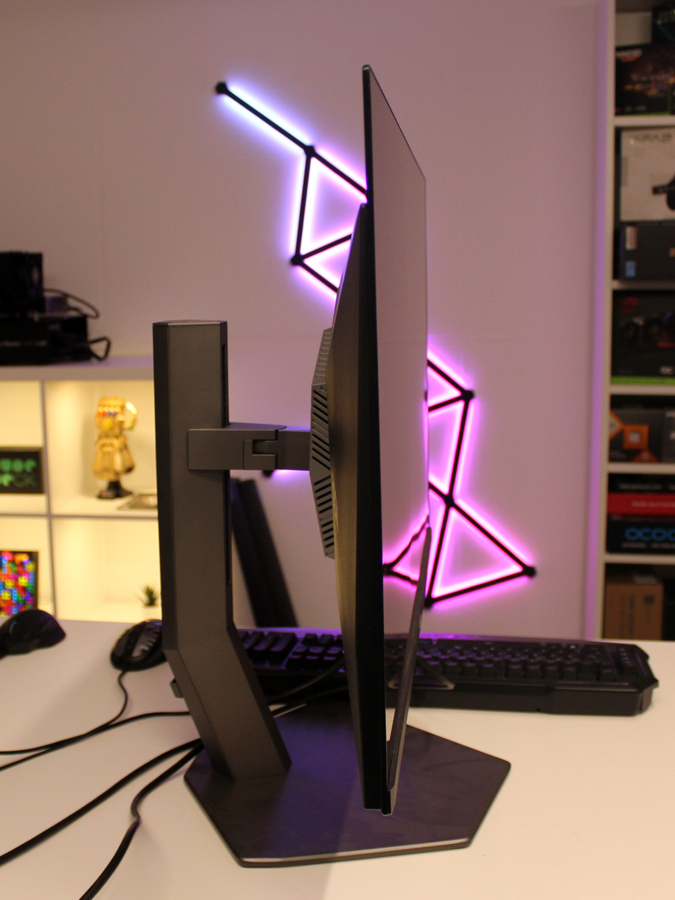 Seitliche Ansicht des AG326UD.